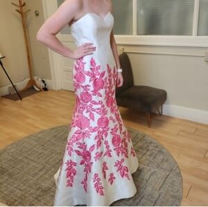 Size 10 white/hot pink strapless mikado flare trumpet/mermaid gown NWT